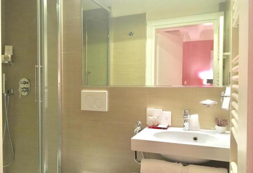 سوئیت جونیور خانوادگی, Residenza 54