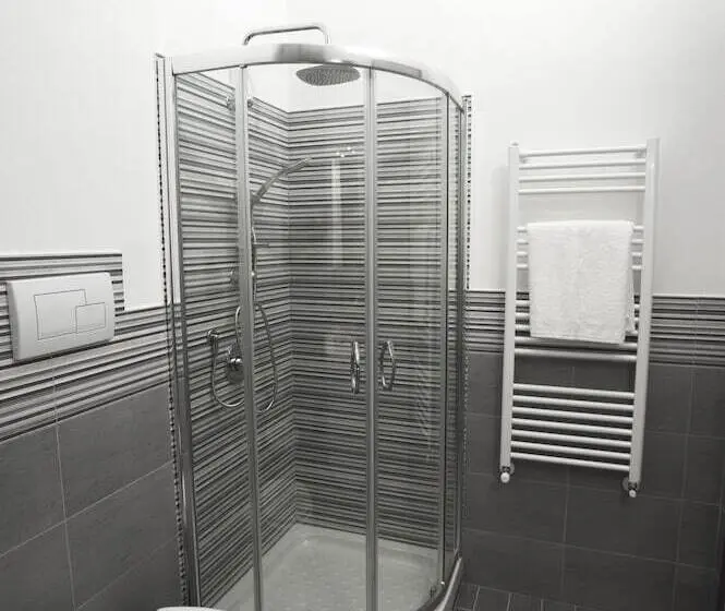 スタンダード4人部屋, B&b Del Centro E Spa