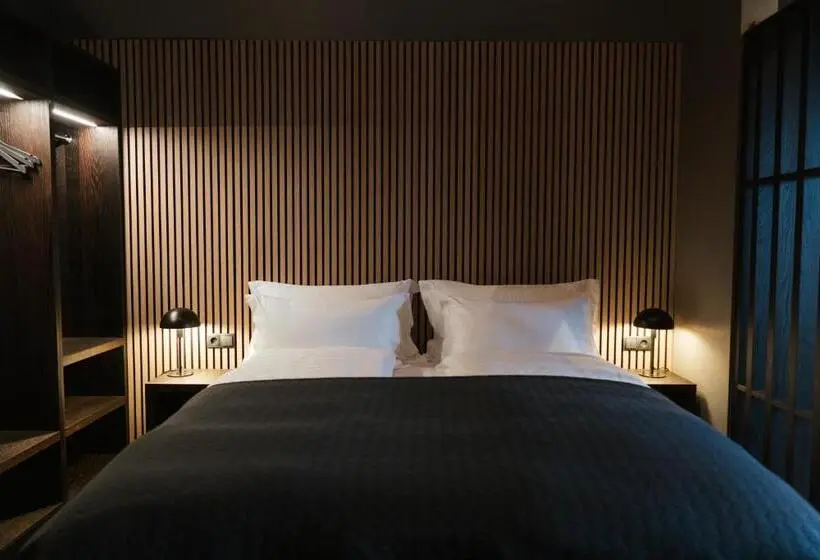 آپارتمان لوکس 1 خوابه, Black Beach Suites
