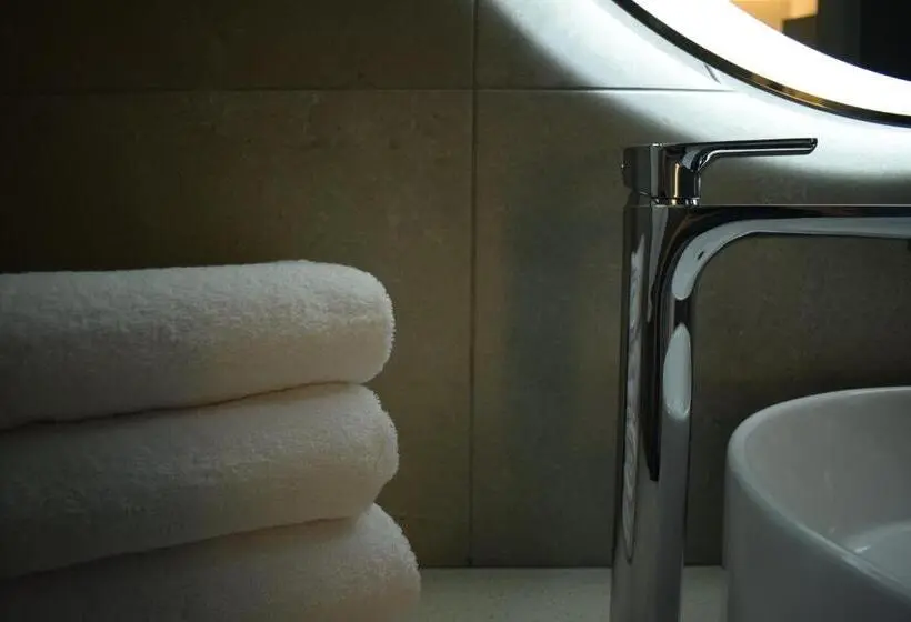 استودیوی استاندارد با چشم‌انداز دریا, Black Beach Suites