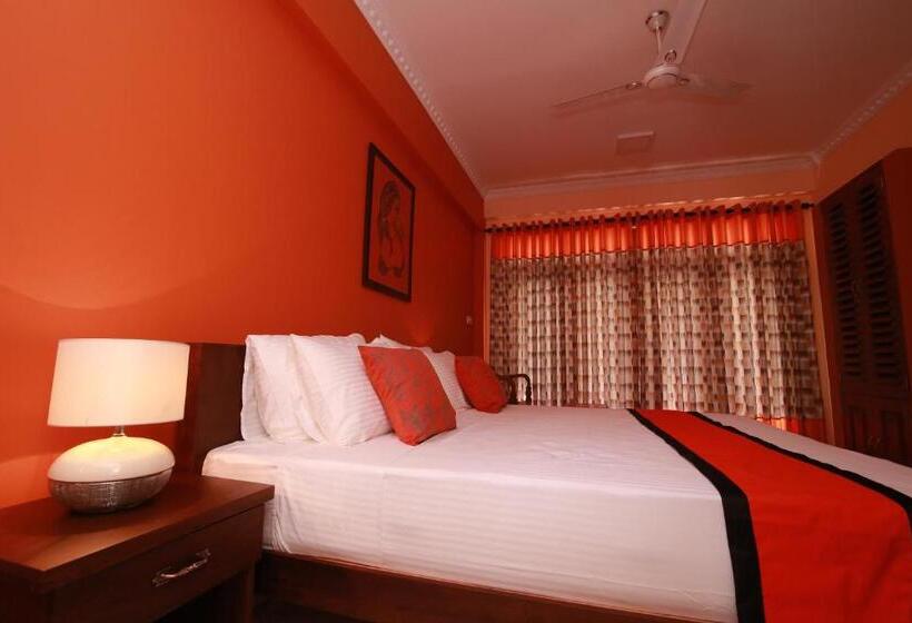 اتاق لوکس سه تخته, Athithi Villa