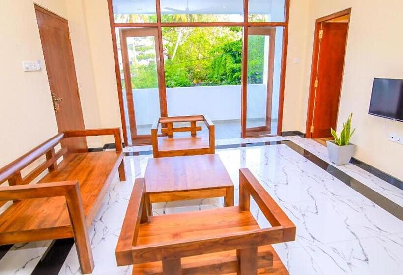 آپارتمان لوکس 1 خوابه, Athithi Villa