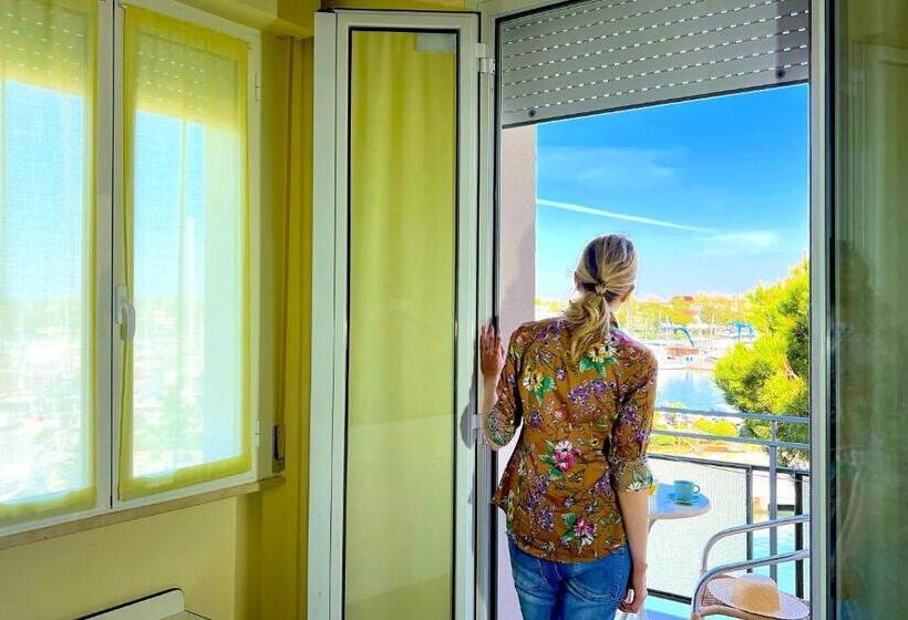 Standard Einzelzimmer mit Balkon, Baltic