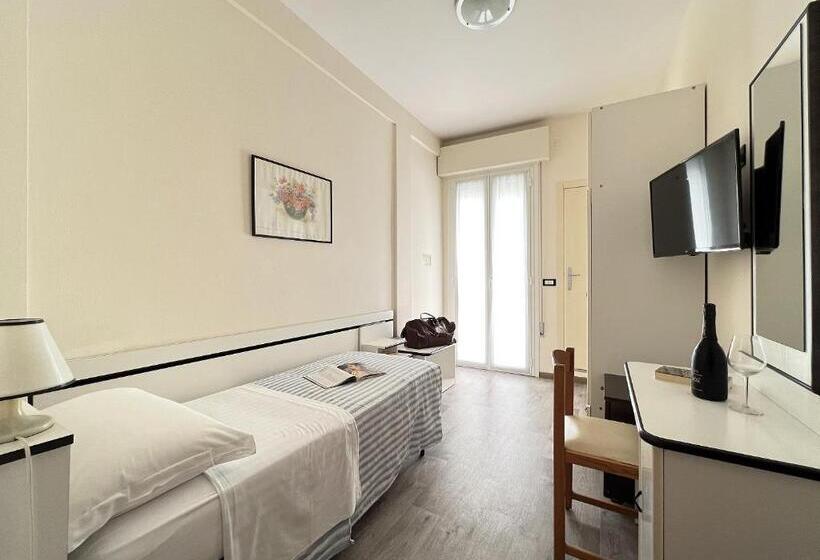 Standard Einzelzimmer mit Balkon, Baltic