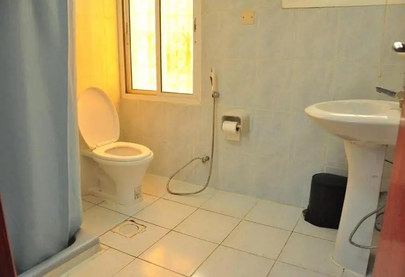 اتاق استاندارد یک نفره, Majan Guest House L.l.c