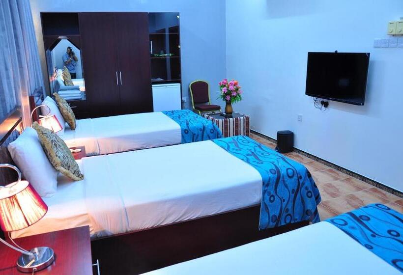 اتاق استاندارد سه نفره, Majan Guest House L.l.c