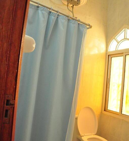 اتاق استاندارد سه نفره, Majan Guest House L.l.c