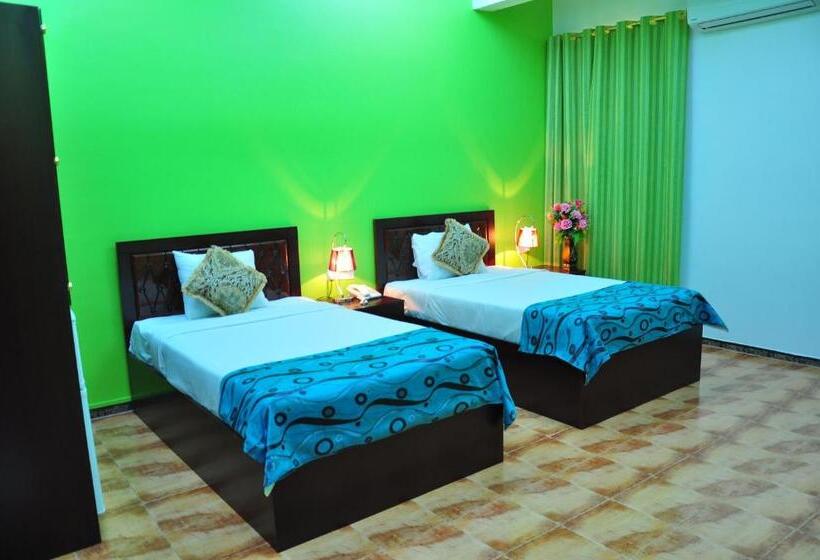 اتاق خانوادگی, Majan Guest House L.l.c