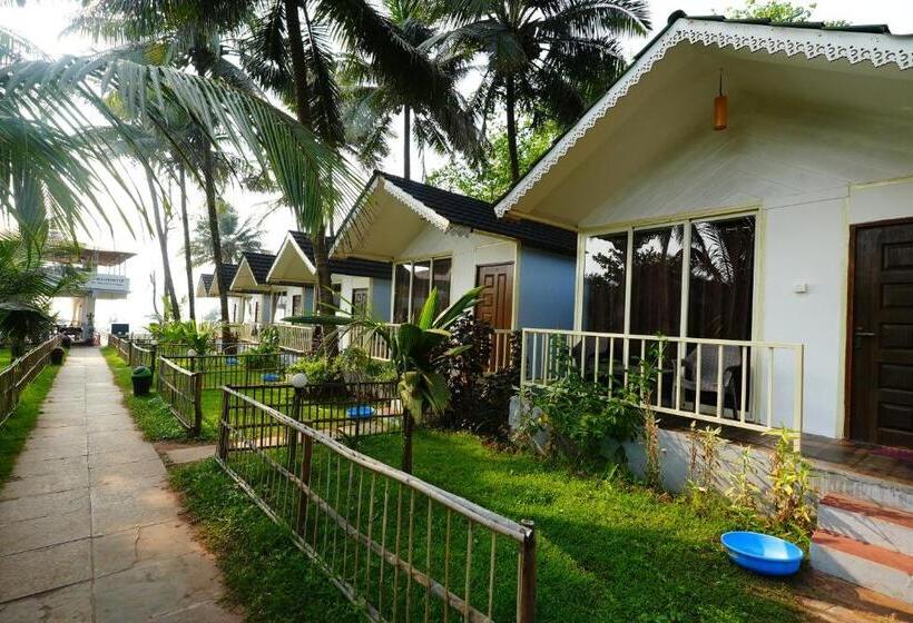 豪华海景房带阳台, Sunset & Waves Resort