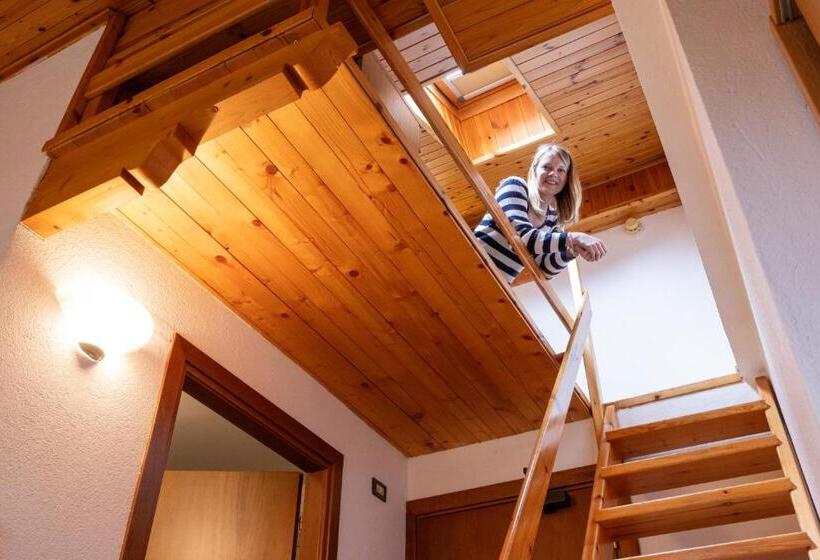 패밀리 룸, Petit Tournalin