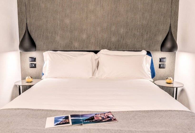 اتاق لوکس با چشمانداز شهر, La Spezia By The First  Luxury Rooms & Suites