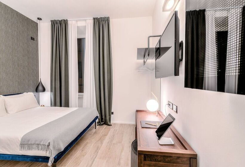 اتاق لوکس با چشمانداز شهر, La Spezia By The First  Luxury Rooms & Suites