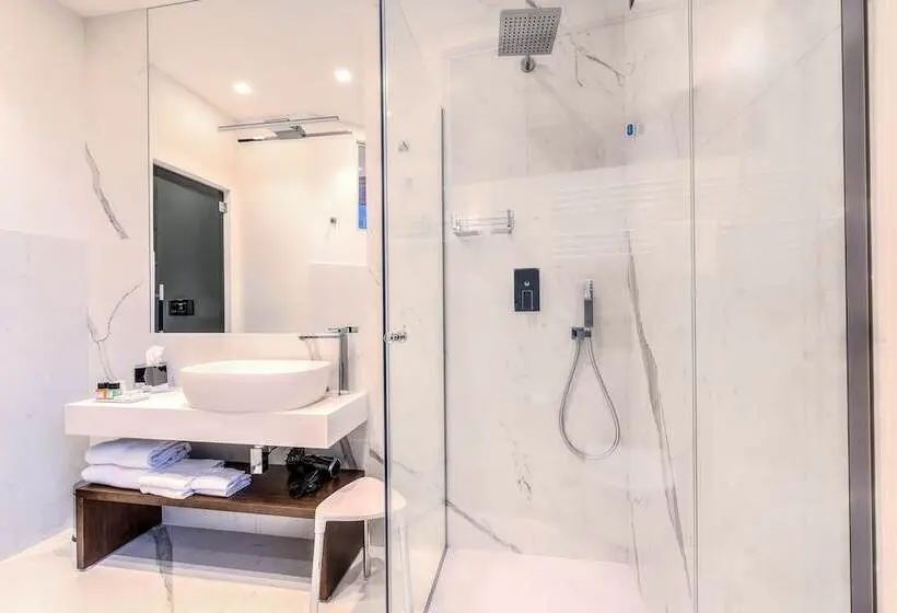 سوییت جونیور با چشم‌انداز شهر, La Spezia By The First  Luxury Rooms & Suites