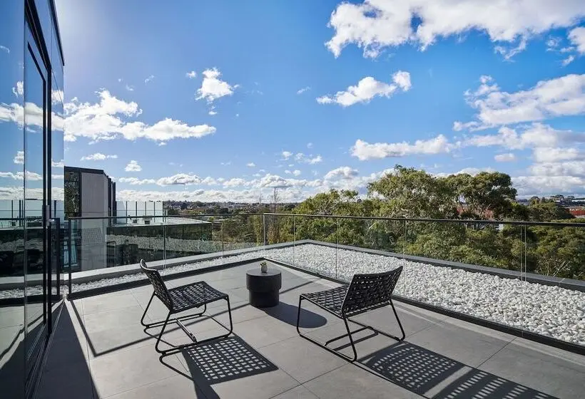 景色の見えるダブルベッドスタンダードルーム, Element Melbourne Richmond