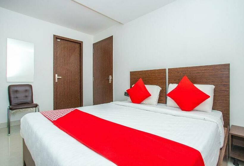 트리플 클래식 룸, O Corner Golf View Near Embassy Golf Link Business Park