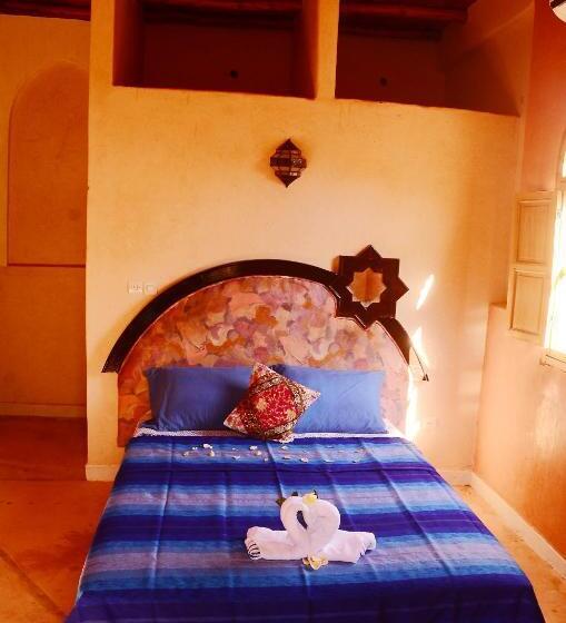 اتاق سوپریور, Latifa House