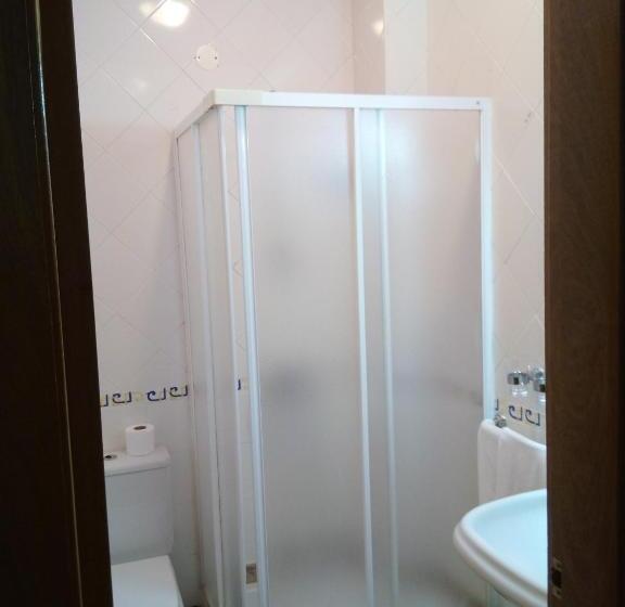 스탠다드 트리플 룸, Residencial Moeda