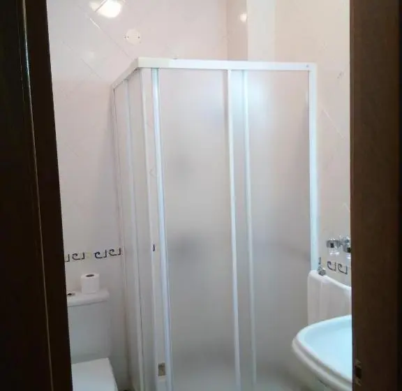 ファミリールーム, Residencial Moeda
