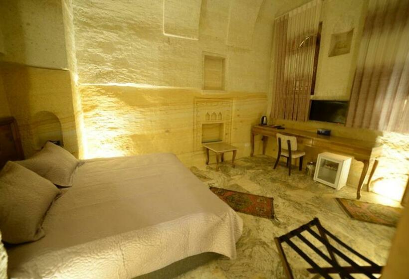 اتاق استاندارد, Crassus Cave