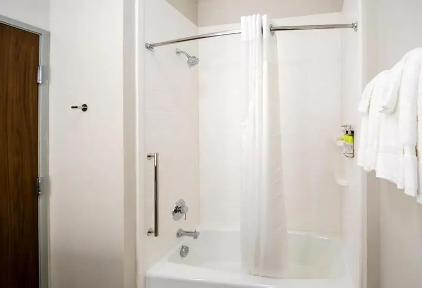 Sviitti, Holiday Inn Express & Suites Taylor, An Ihg