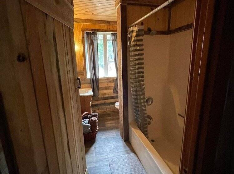 منزل غرفة نوم واحدة, Meramec River Resort