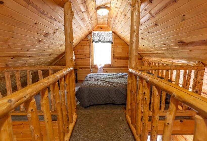 Шале 1 Спальня, Meramec River Resort