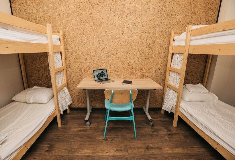 تختخواب در اتاق مشترک, Loft Hostel