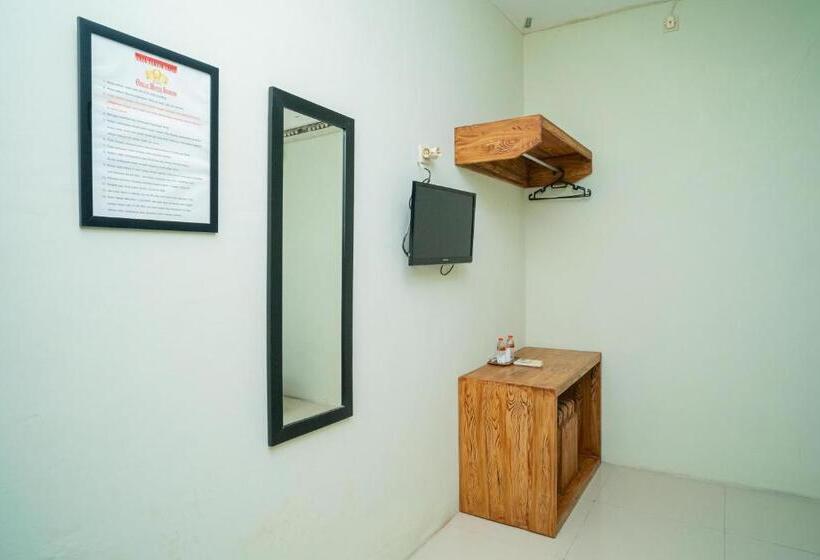 Номер Deluxe, Sans Hotel Zam Zam Syariah Palangkaraya