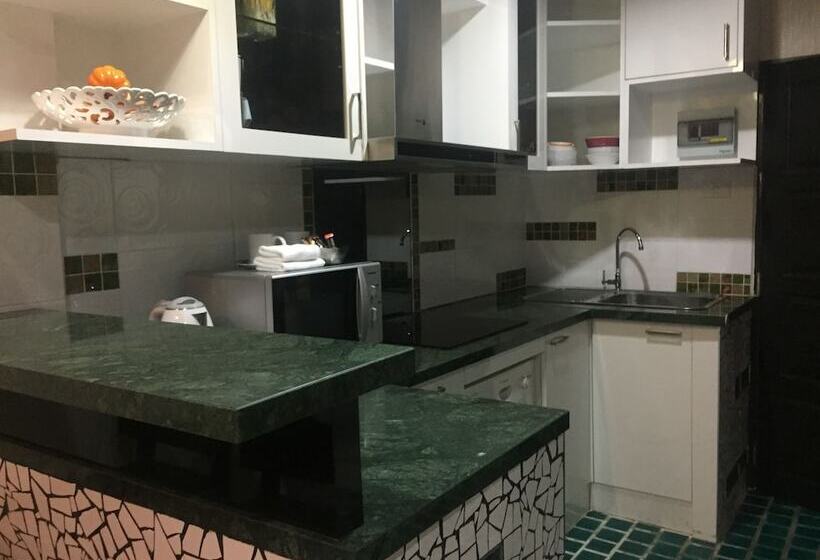 Estudi Bàsic, View Talay 6 Condominium By Honey