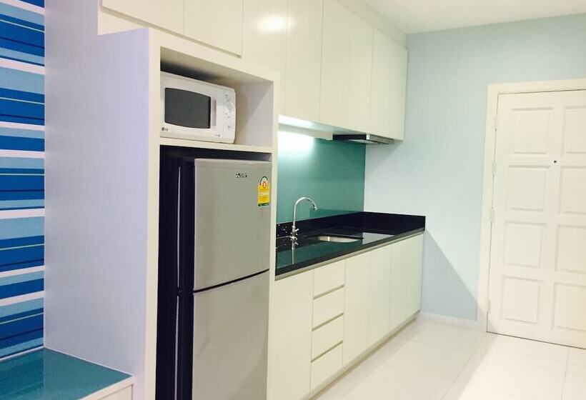 Estudi Bàsic, View Talay 6 Condominium By Honey