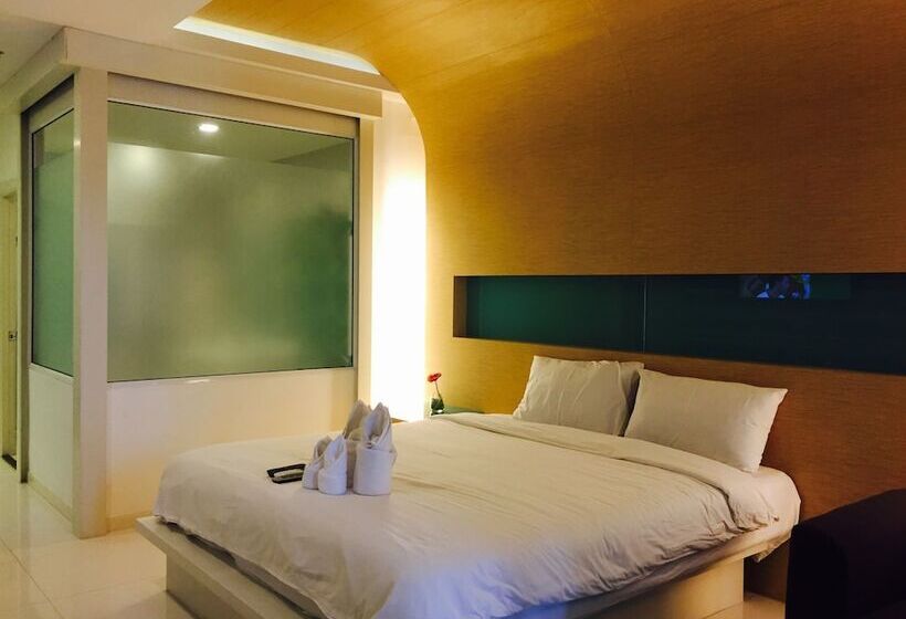 Habitació Triple Basic, View Talay 6 Condominium By Honey