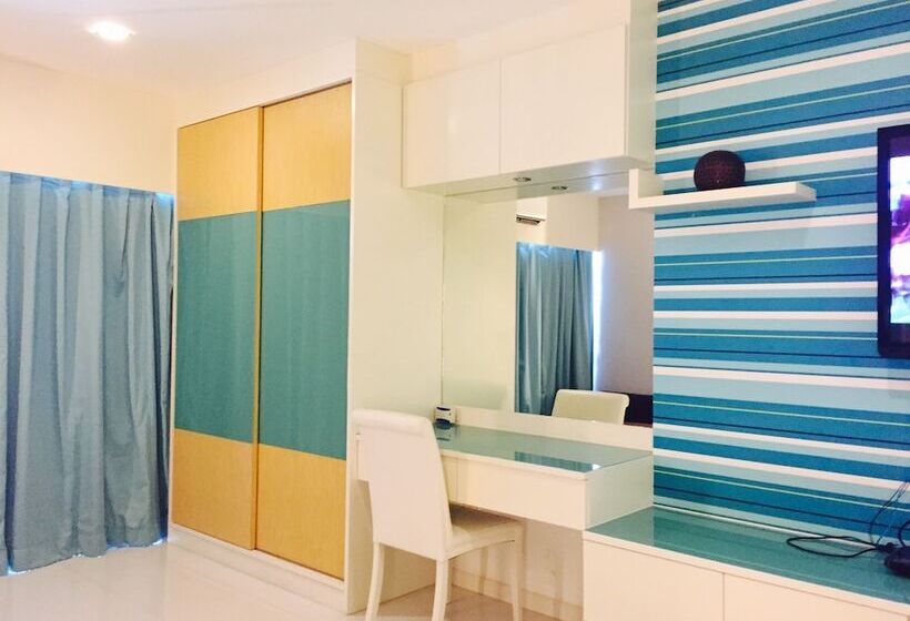 Habitació Triple Basic, View Talay 6 Condominium By Honey