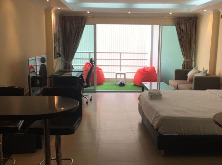 Estudi Bàsic, View Talay 6 Condominium By Honey