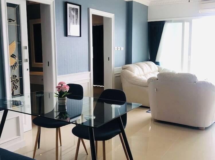 Suite Familiar 2 Dormitoris, View Talay 6 Condominium By Honey