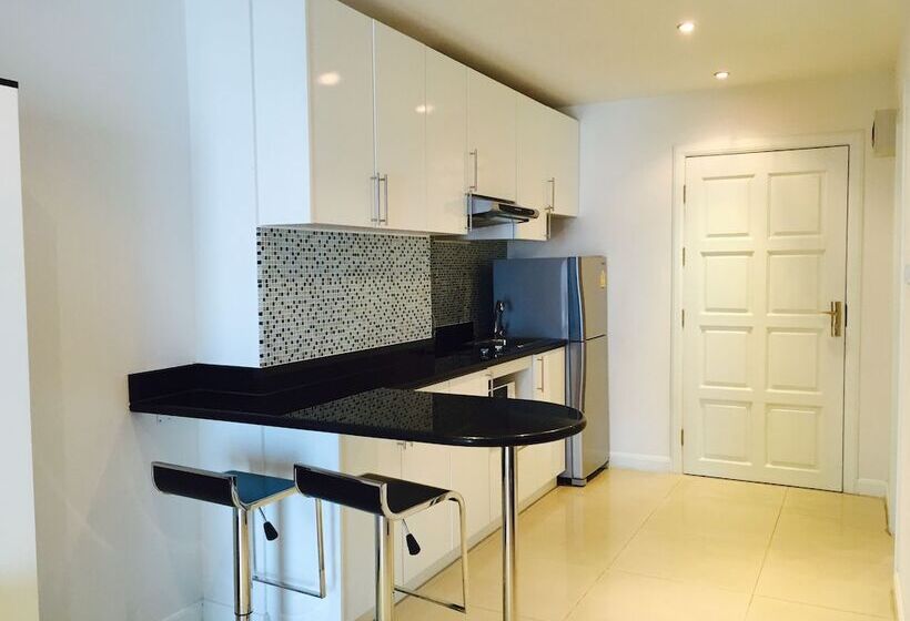 Estudi Bàsic, View Talay 6 Condominium By Honey