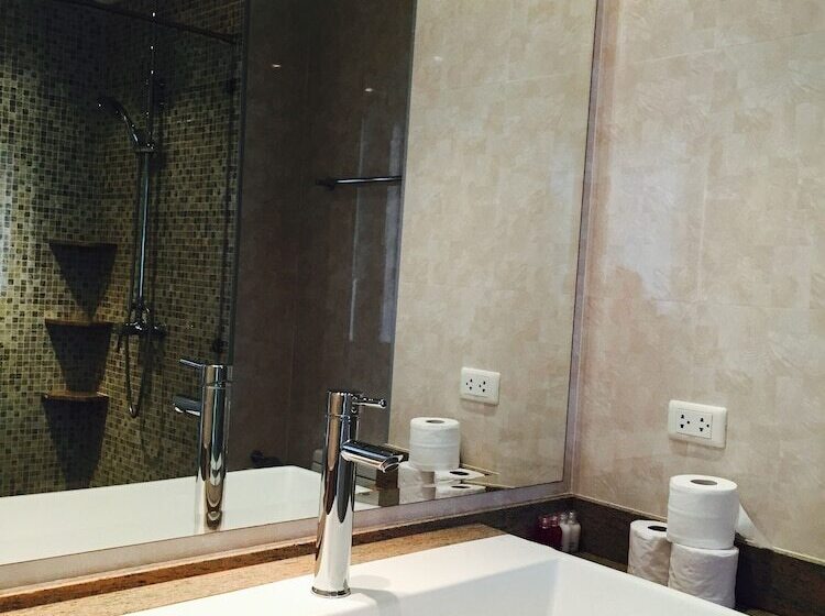 Estudi Bàsic, View Talay 6 Condominium By Honey