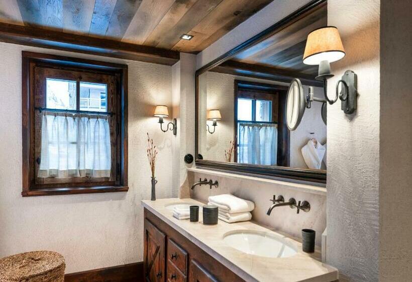 סוויטת ג'וניור נוף הרים, Airelles Val D Isère