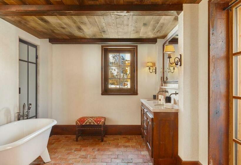 סוויטת 2 חדרי שינה, Airelles Val D Isère