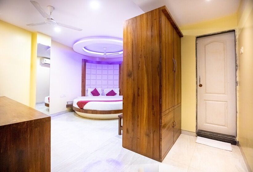 اتاق اجرایی, Apex International