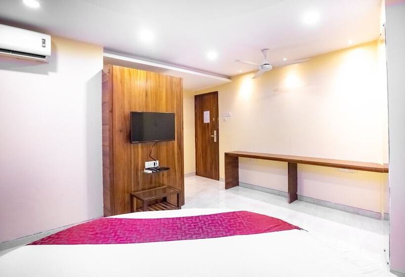 اتاق اجرایی, Apex International