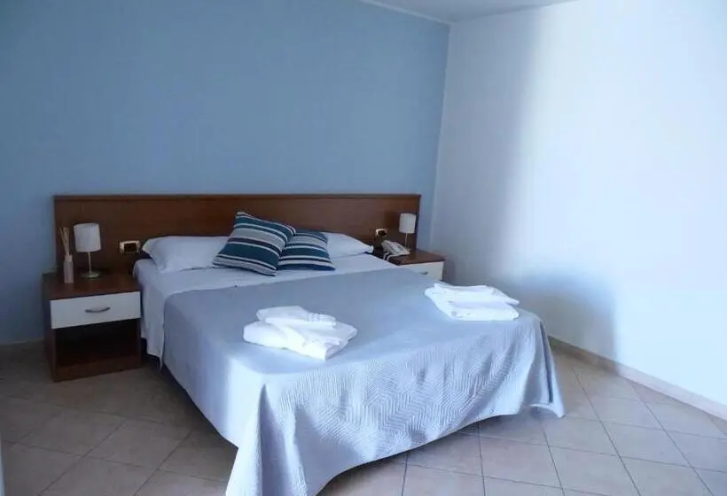 スタンダードルーム, Grand Hostel Calabria