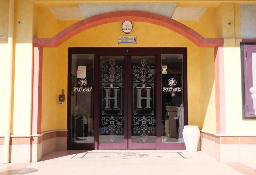 غرفة قياسية ثلاثية, Grand Hostel Calabria