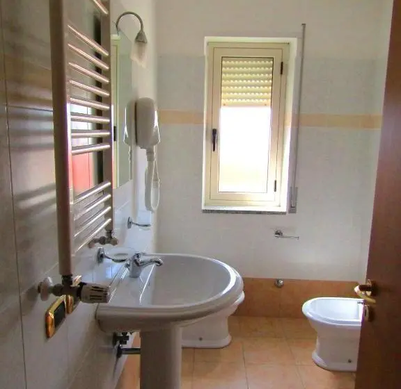 スタンダード4人部屋, Grand Hostel Calabria