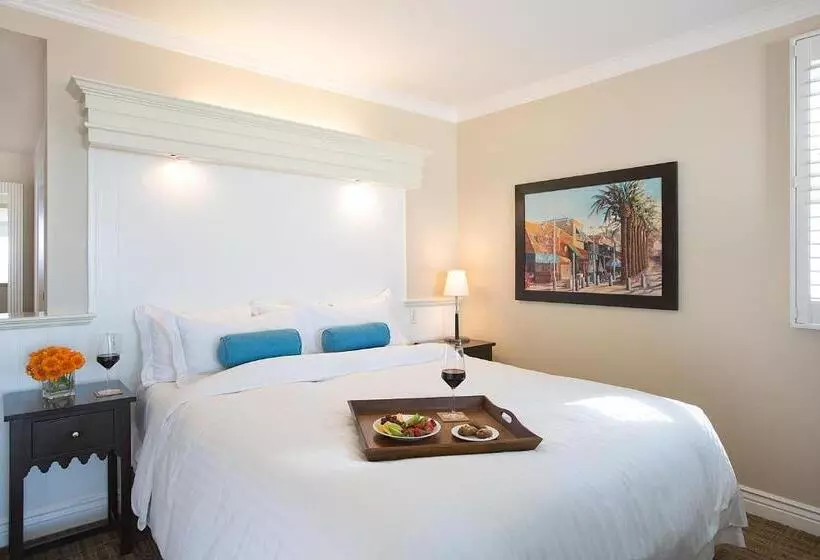 سوییت با چشم‌انداز دریا, Beach House Hotel At Hermosa Beach