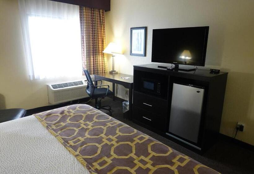 غرفة قياسية سرير كينج, Baymont By Wyndham Janesville