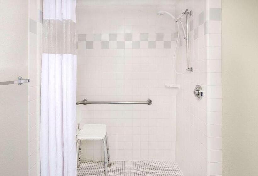 غرفة قياسية لذوى الاحتياجات الخاصة, Baymont By Wyndham Janesville