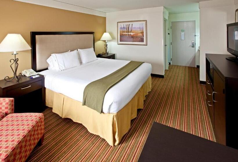 غرفة قياسية سرير كينج, Baymont By Wyndham Litchfield