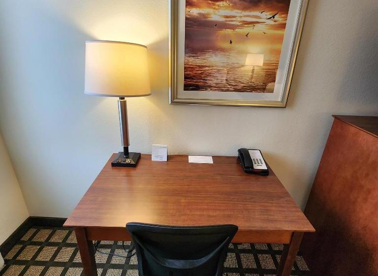 스탠다드 룸, Baymont By Wyndham Mackinaw City