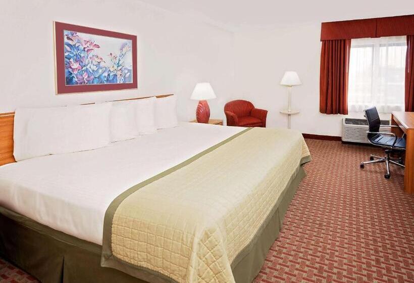 חדר סטנדרט עם מיטת קינג, Baymont By Wyndham St. Joseph/stevensville