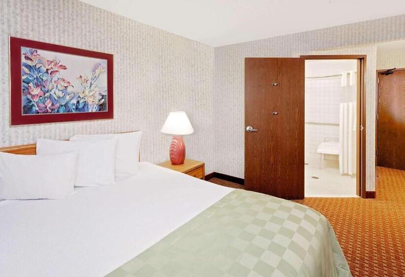 חדר סטנדרט מותאם לאדם עם מוגבלויות, Baymont By Wyndham St. Joseph/stevensville